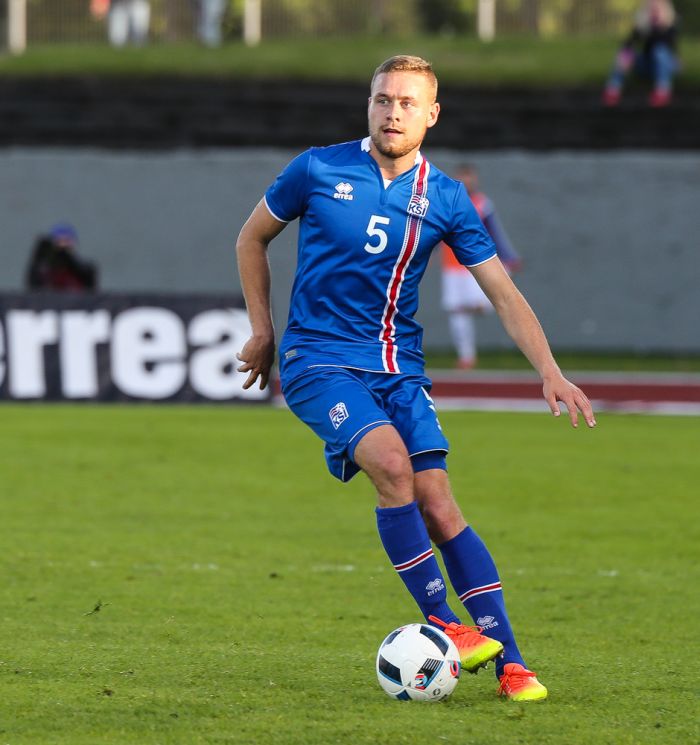 Leeds interested in Iceland International