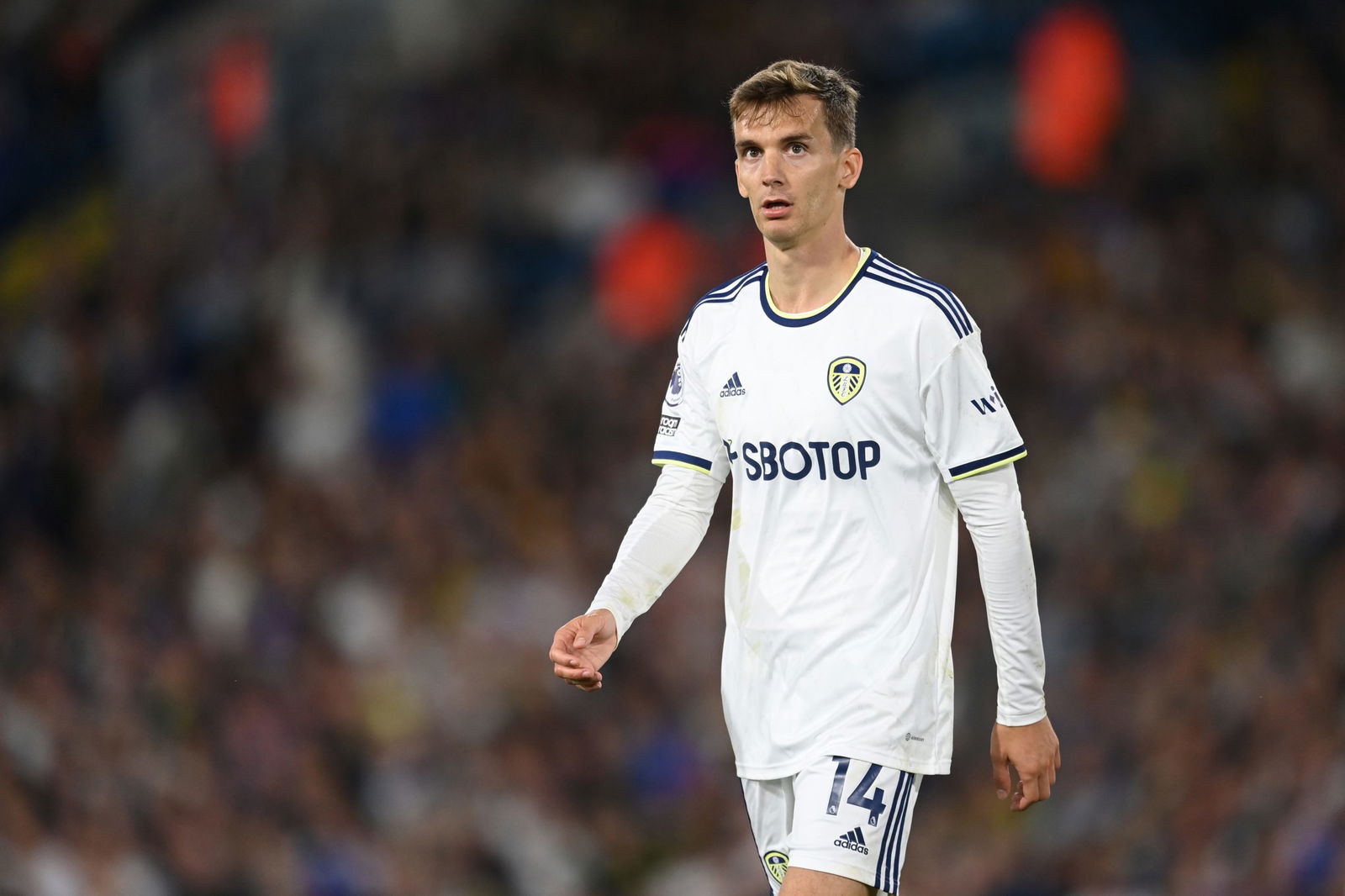 2 Diego Llorente replacements Leeds United must consider as loan exit materialises