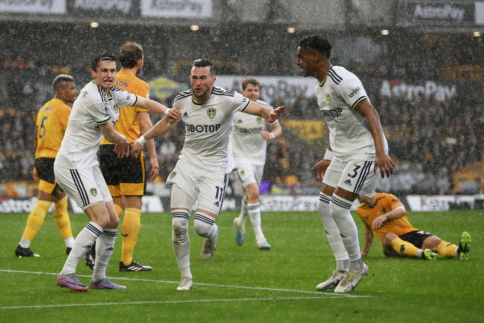 Wolverhampton Wanderers F.c. Vs Leeds United Stats