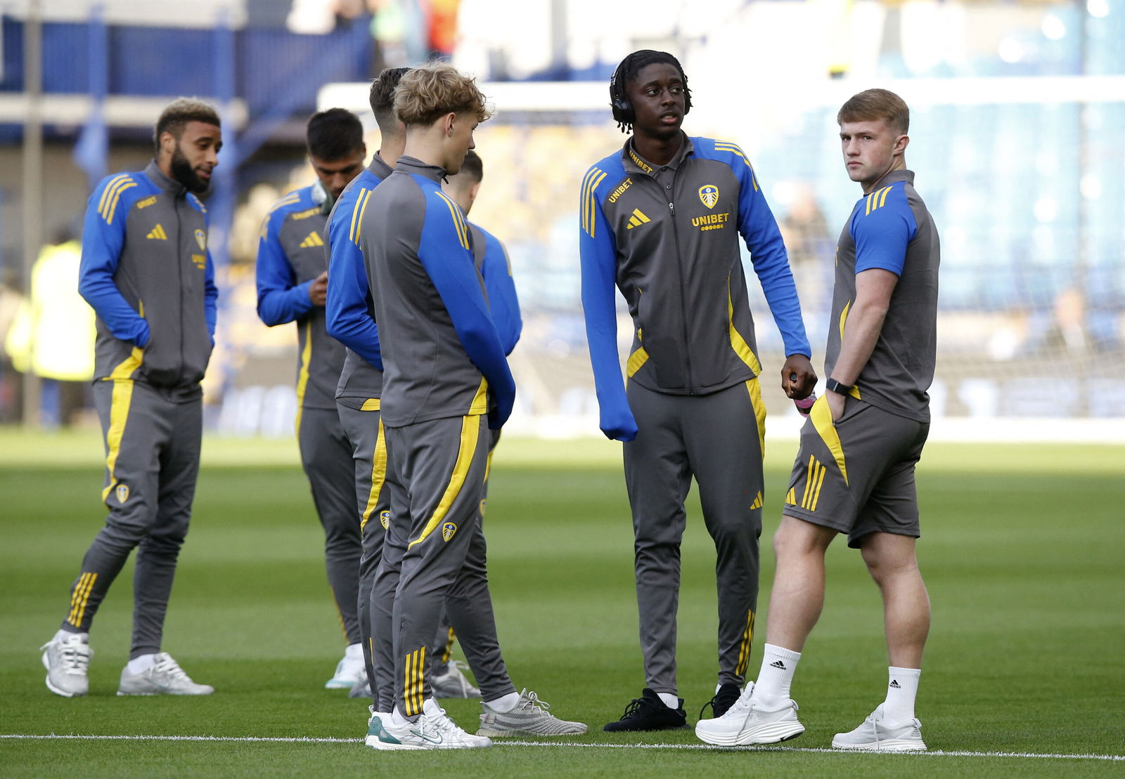 If Leeds United man doesn’t play tomorrow v Oxford, he needs to ask Farke to leave – View