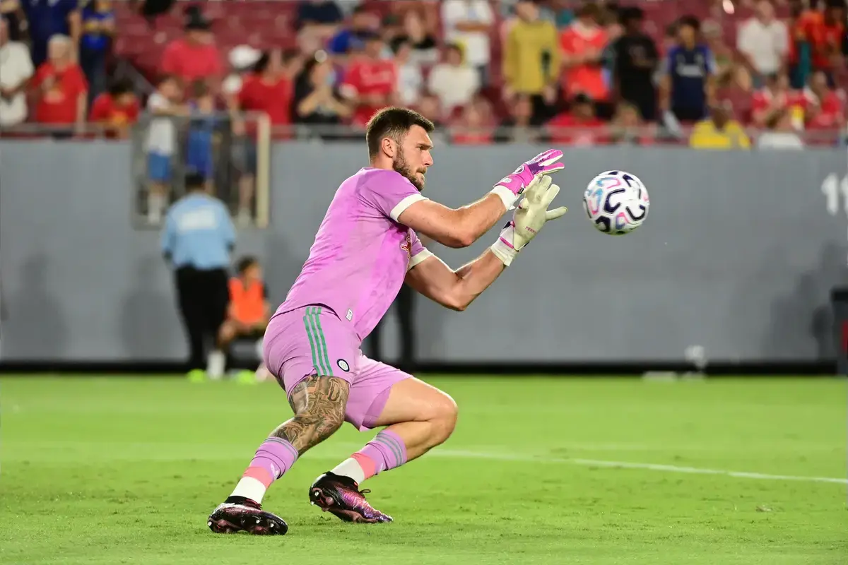 Leeds United pave way for signing No5 with agreement reached for exit - Fabrizio Romano