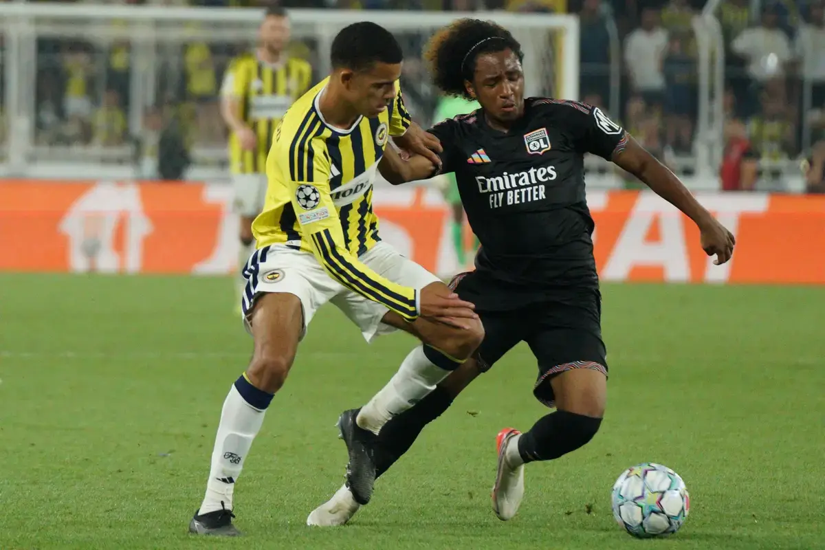 £86m transfer bombshell opens door for Leeds United to sign ideal left-winger: View